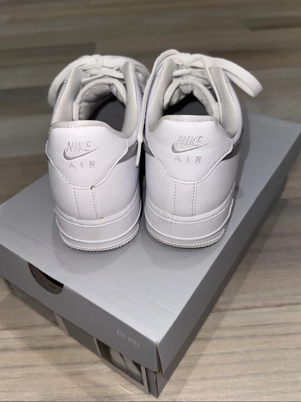 Nike low top
